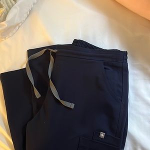 Figs-yola scrub pants - size S - navy
